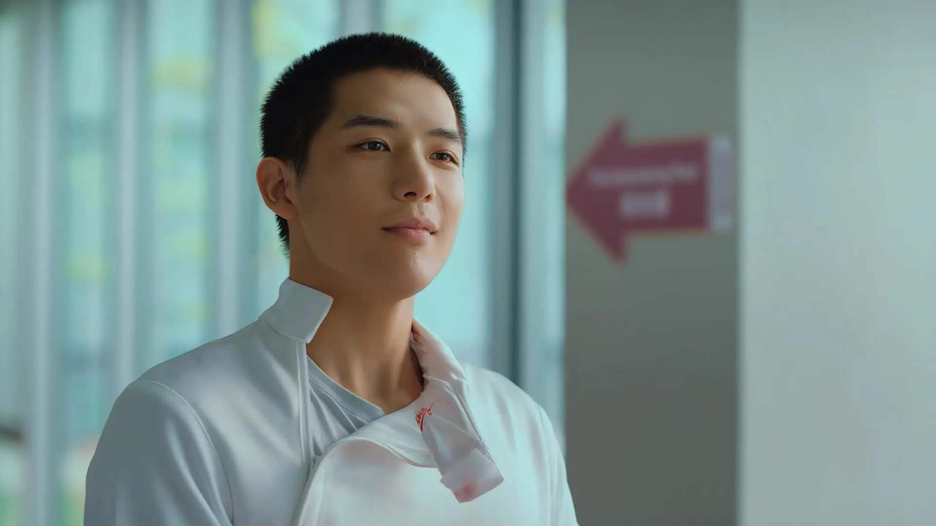 尼尔·巴特尔凭借出色的防守，帮助袋鼠队在关键比赛中逆转局势