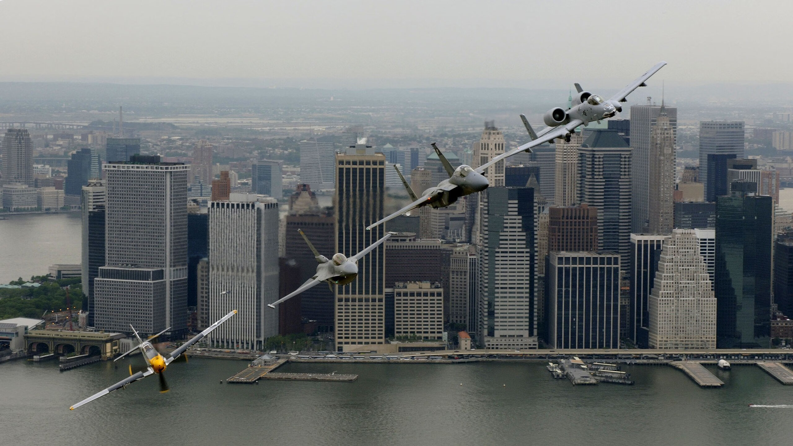 开云全站-球员赛后表示感受到观众支持将继续努力回馈信任，球员发言