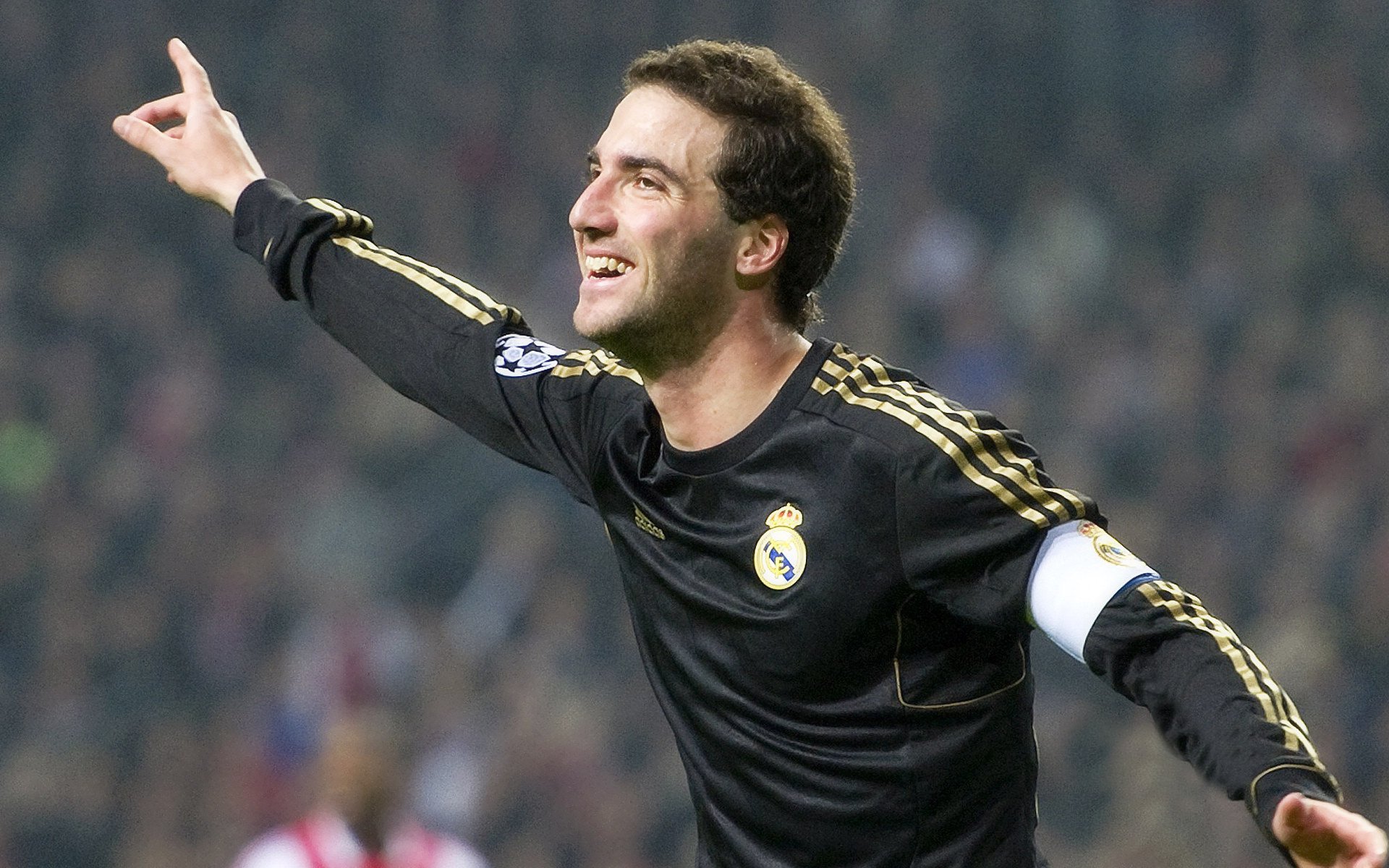 从小众到全球焦点：欧冠如何引爆世界足球热潮？，欧冠怎么样